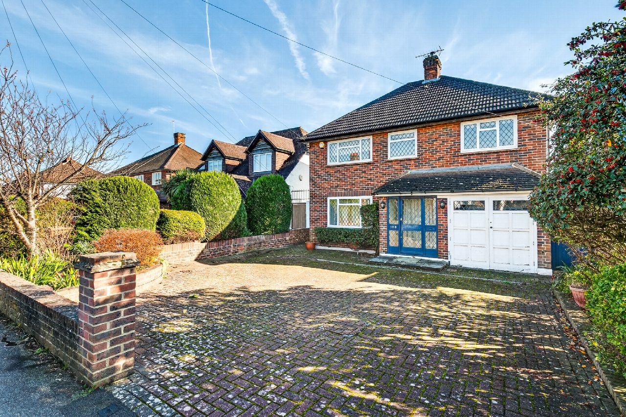 106 Manor Lane, Sunbury-On-Thames, TW16 6JB