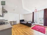 Bromsgrove Street, Latitude, B5