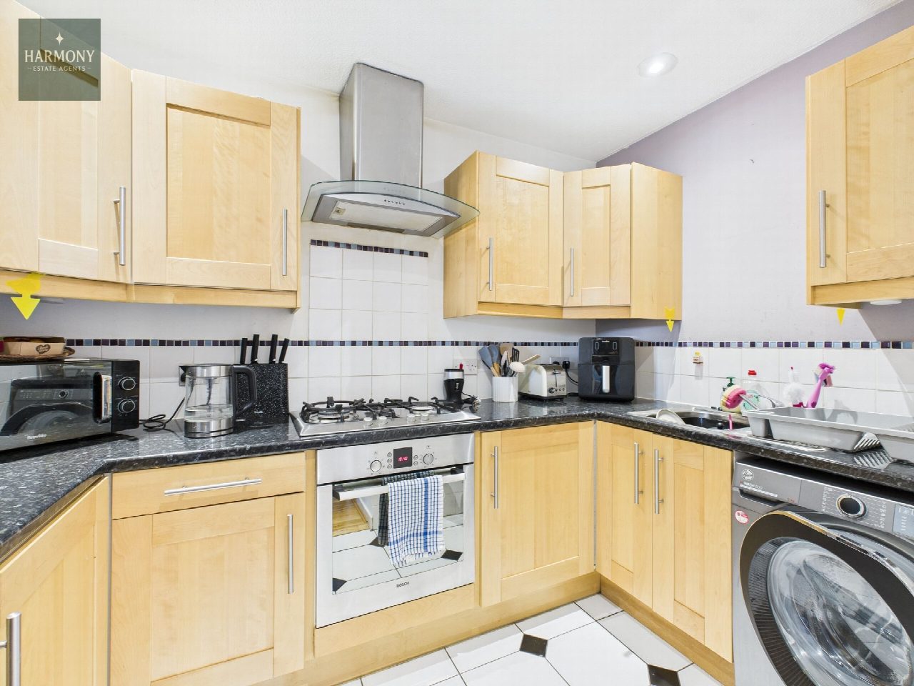 High Road, Loughton, IG10