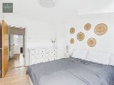 Lavender Hill, London, SW11