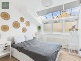Lavender Hill, London, SW11